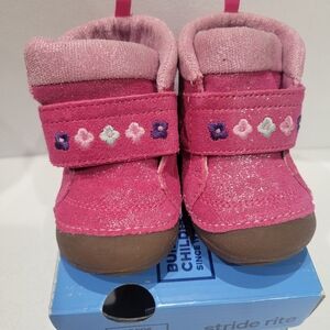 NEW- Stride Rite Baby Sophie Soft Motion Fuchsia Boots SZ 4.5